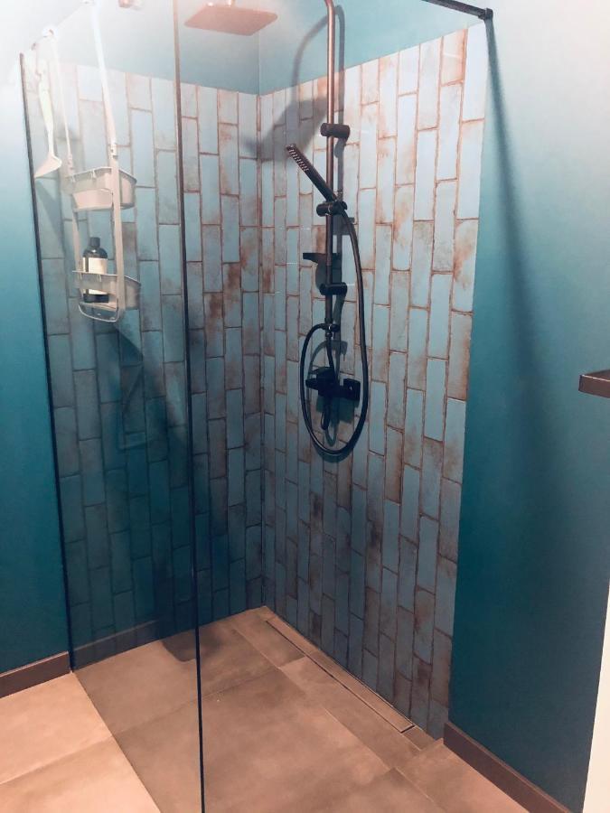 Apartamenty Nadbrzeze 1 オストルダ エクステリア 写真