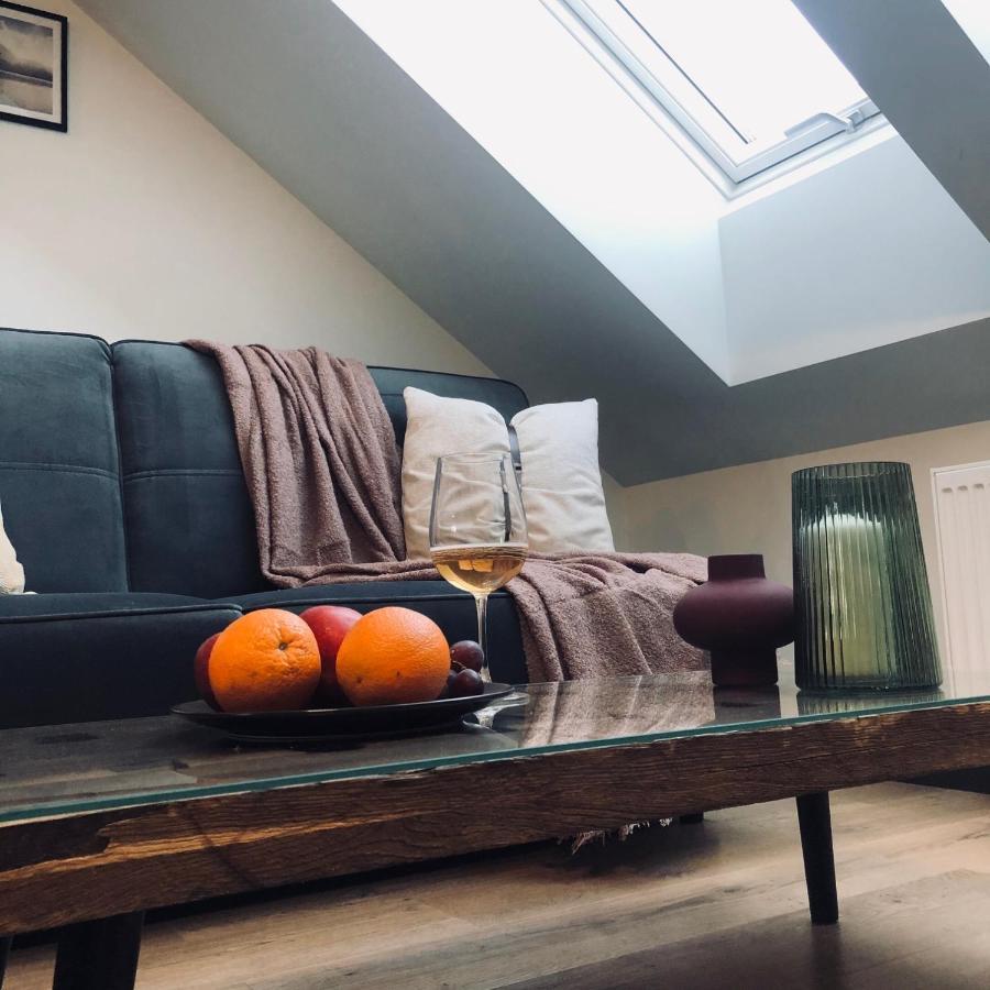 Apartamenty Nadbrzeze 1 オストルダ エクステリア 写真