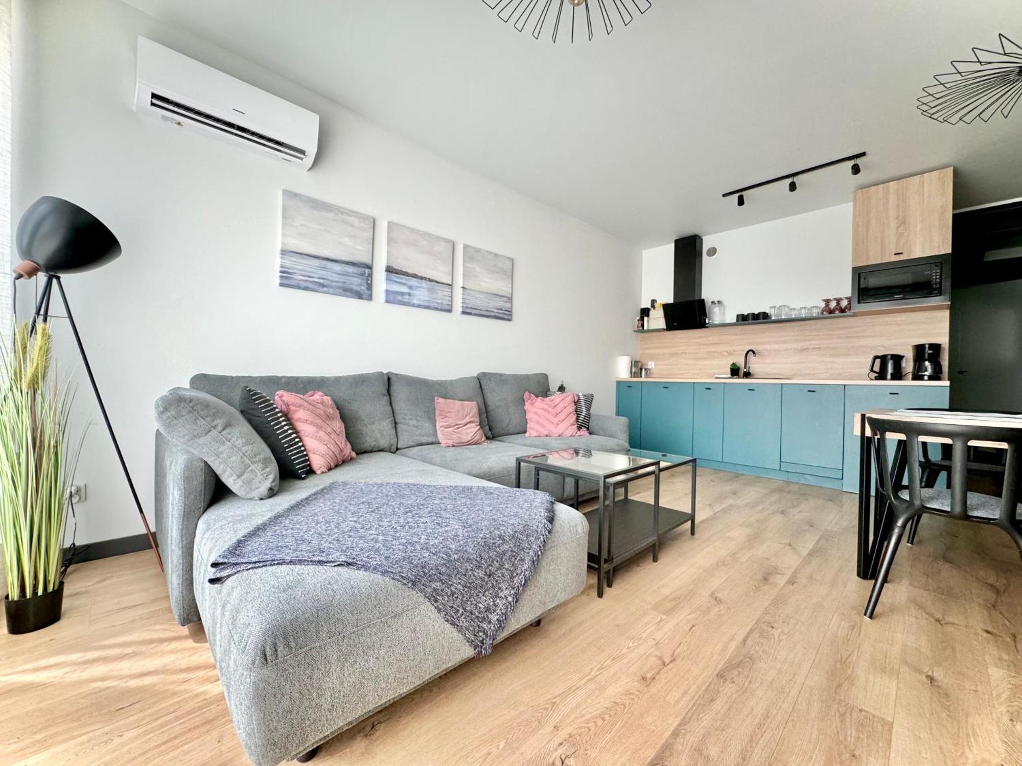Apartamenty Nadbrzeze 1 オストルダ エクステリア 写真