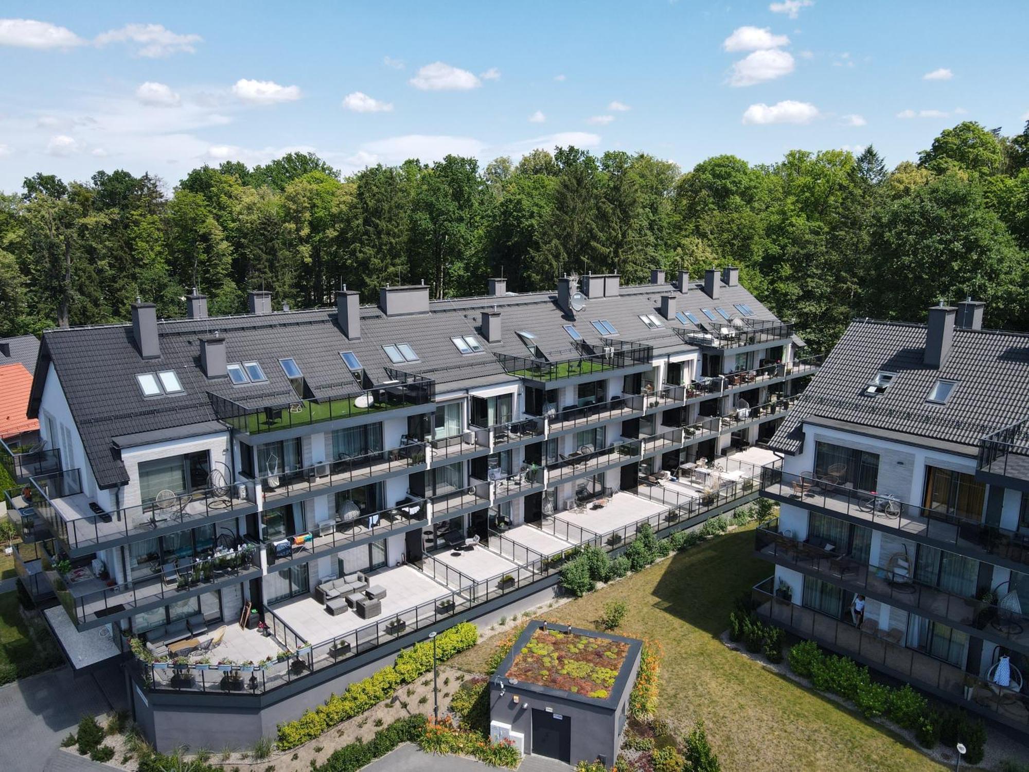Apartamenty Nadbrzeze 1 オストルダ エクステリア 写真